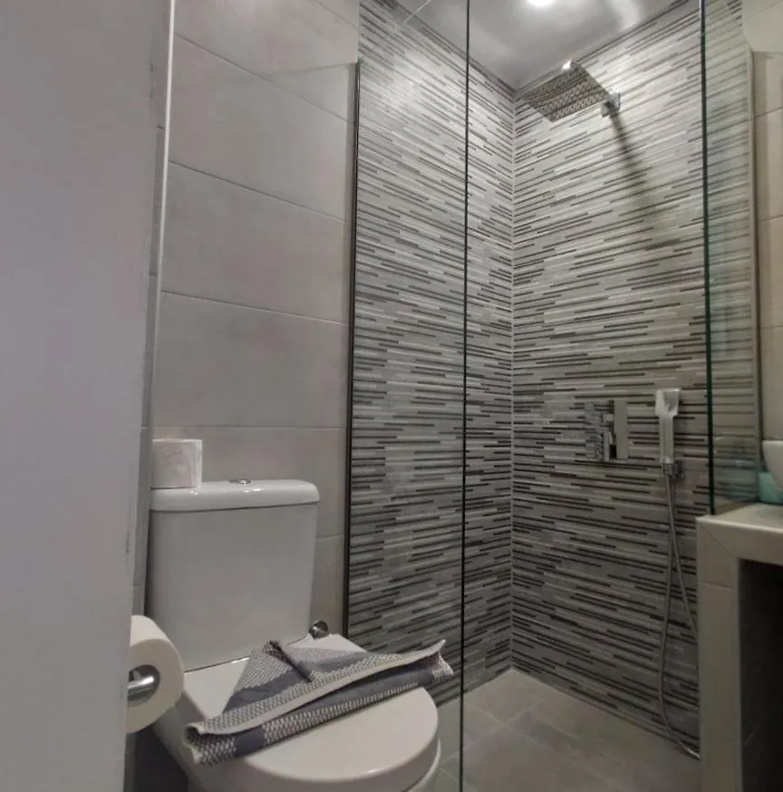 Ballas Apartments Agia Efimia 0*,