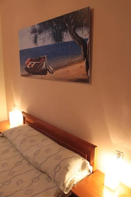 Ballas Apartments Agia Efimia