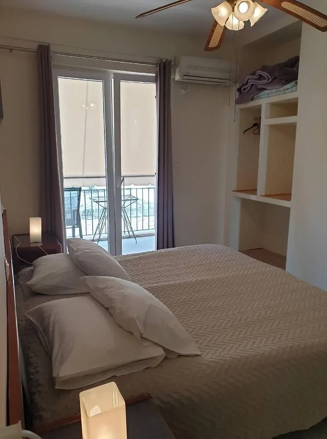 Ballas Apartments Agia Efimia 0*,