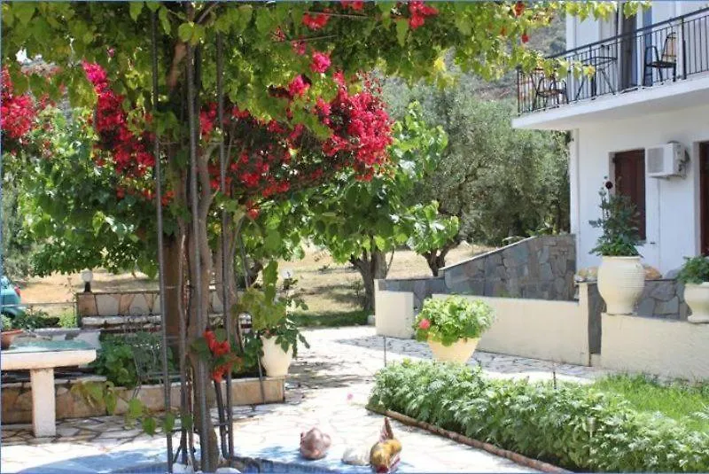Ballas Apartments Agia Efimia