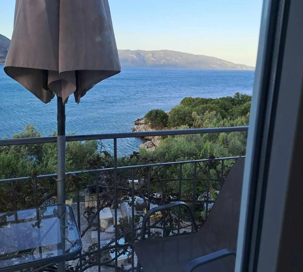 Ballas Apartments Agia Efimia