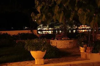 Ballas Apartments Agia Efimia