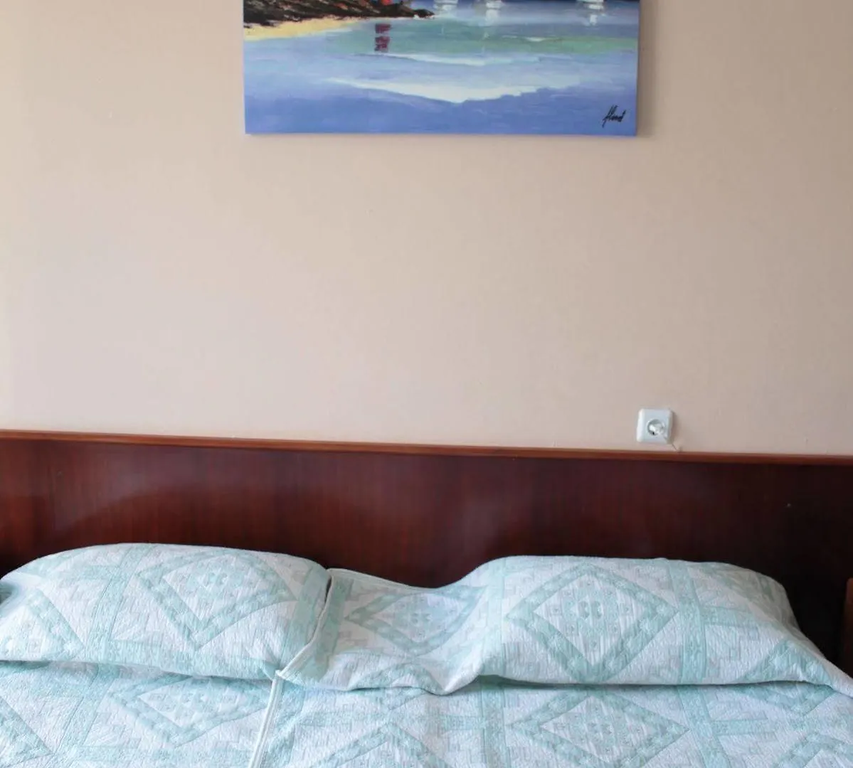 Ballas Apartments Agia Efimia