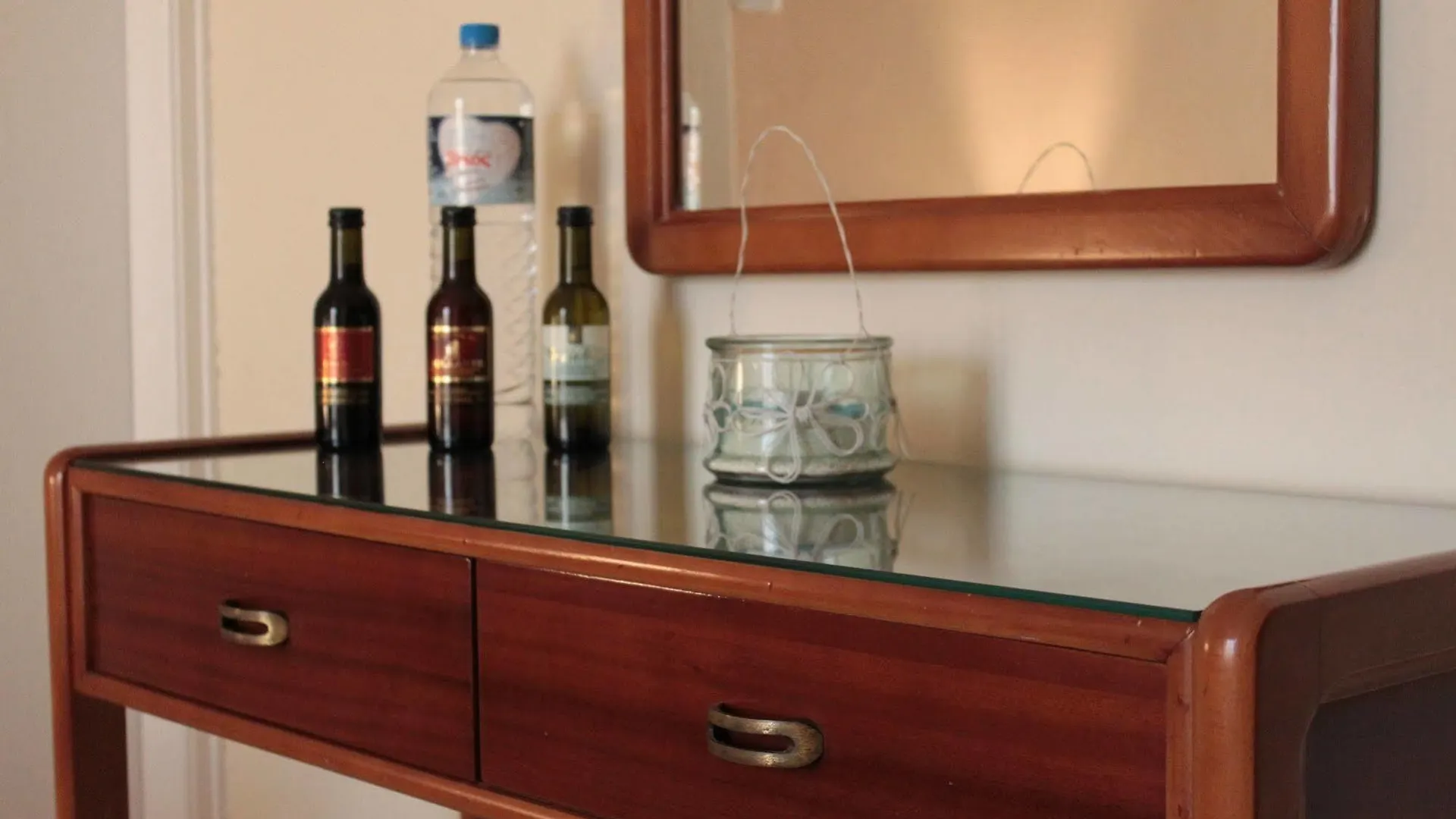 Ballas Apartments Agia Efimia
